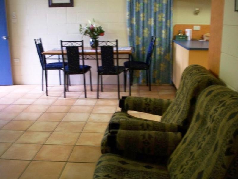 1and2/43 Boden Street, Edge Hill QLD 4870